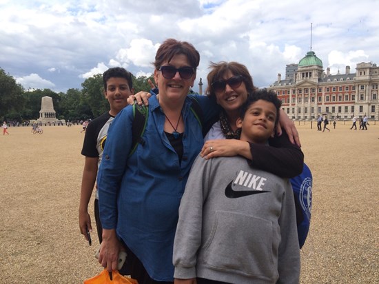 Summer '16. Football in Green Park. Peggy & Sue told how they had dated Messi &Neymar respectively!