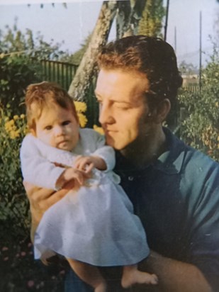 Dad with me (Hayley) 1969 💝