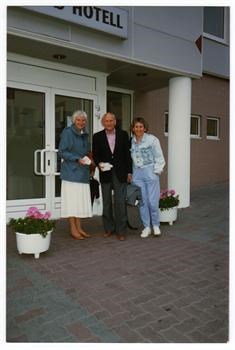 Dad, Elizabeth & Heather in Rosvik