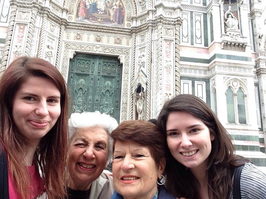 Liliana, Rosanna, Julia and Sarah in Florence 