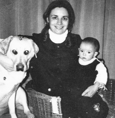 mum in ladys dog basket