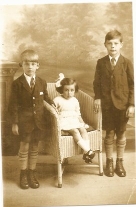 young Bert, Ken & Edna