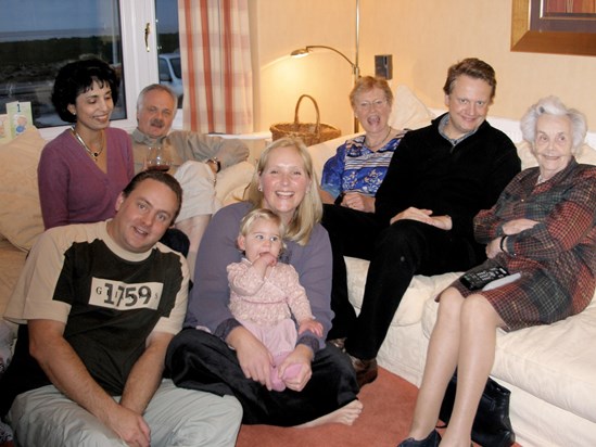 Nov 2005: Ray, Karena, Martin, Jess, Andrea, Sue, Fergus & Dorothy, Hoylake