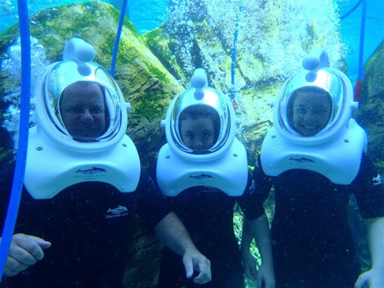 Dad, Jess & Lucy underwater in Florida-lovely memorys xxxx