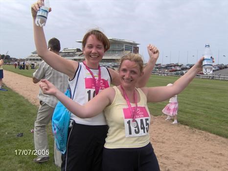 Nettie and Debbie Race for Life in Aintree 2005