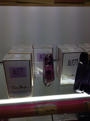 coming bk from my holiday a few months ago and see this perfume never forget how he called me alien