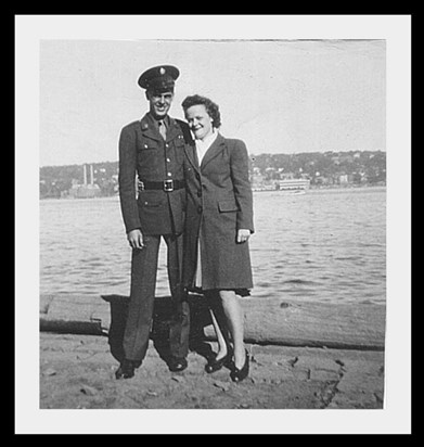 Bob and Lois 1943 by the Hudson River