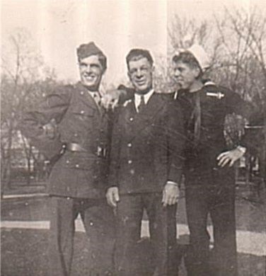 Bob with his Dad and brother Russ during WW2