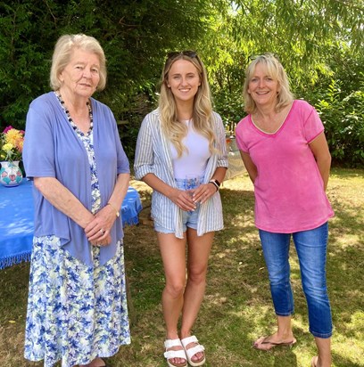 Three generations - all gorgeous! Xx