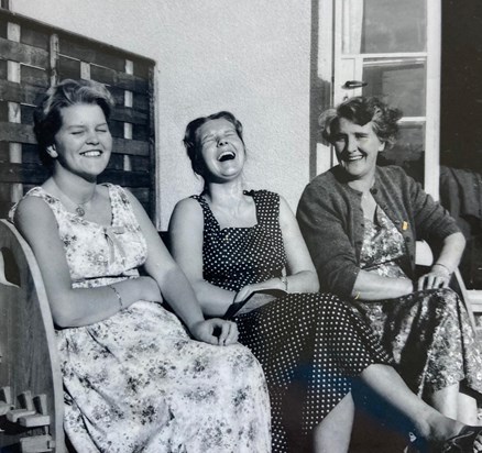 Such a joyous picture. Auntie Judy with her sister, Jill, and her mum, Vera. Xx