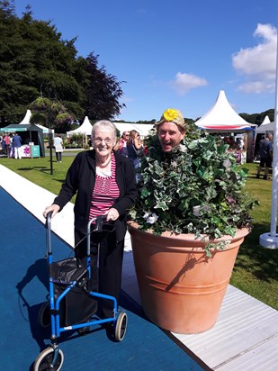 Taton jly 17  once again Tatton Flower show - mum just loved these days out - pure pleasure