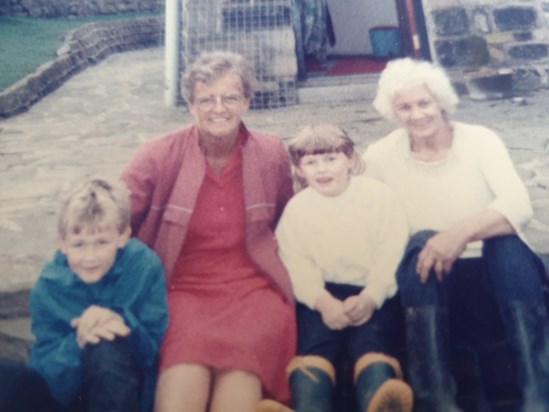 Aunty Gladys Grandchildren Stuart and Laura