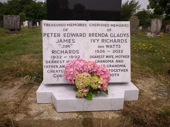 Resting place in Durrington Cemetery, Worthing, West Sussex