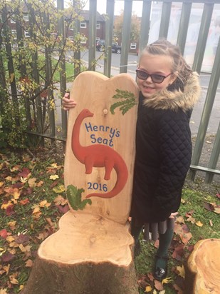 Tilly unveiled Henry's seat at school. 19/10/2016