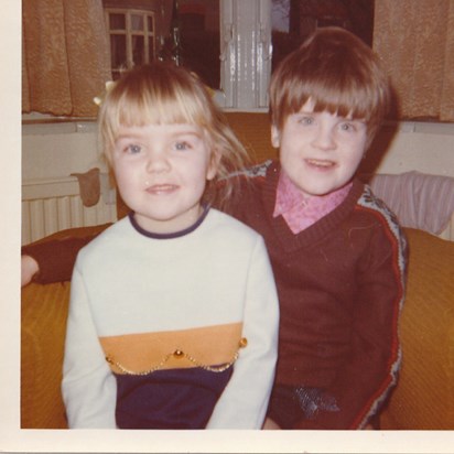 1971 with sister Lisa