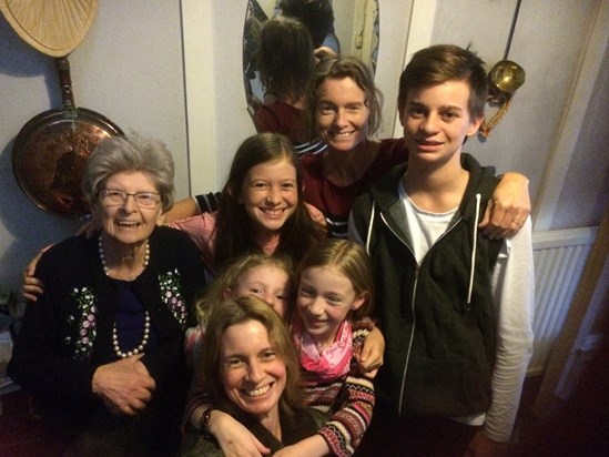 Doris with Nicky, Ju, Josh, Kirsty, Lucy and Sophie