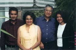 Sasha, Leana, Shafiq & Selma, at home in London, 2002