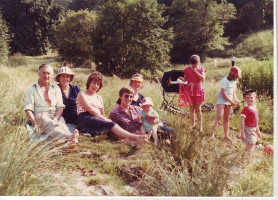 Picnics in Mote Park 1985