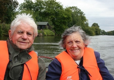 Eric with wife Doris on the River Thames, Tilehurst, Reading