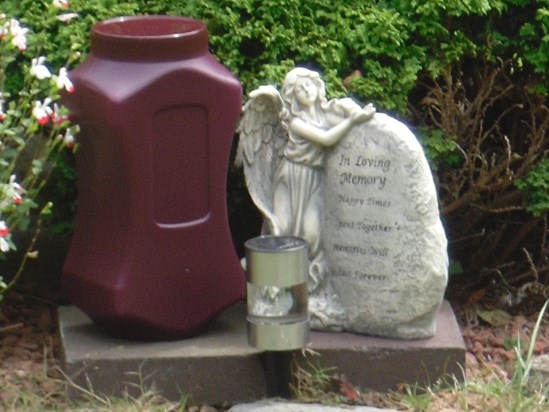 Mums memorial in Dads garden