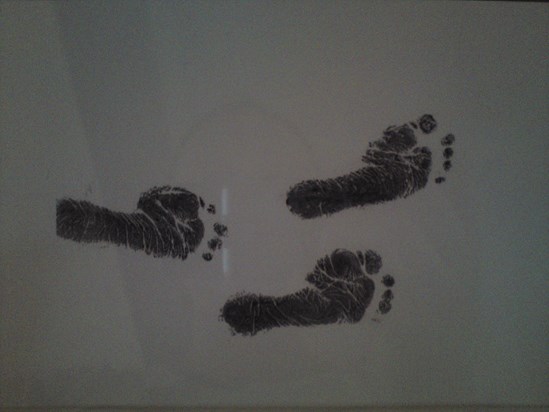 Footprints left in our hearts x