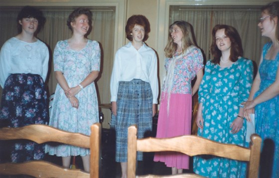 ST  MARY'S COLLEGE CHOIR - SUMMER 1989 OR 1990 GARDEN PARTY