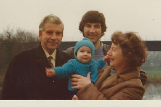 Dad, Ian, Alan, Mum 1976
