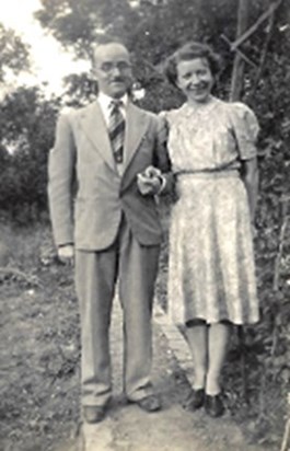 Wedding to Frank 1943
