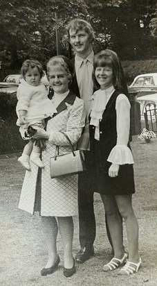 Dad, Mum, June and Grandma Evelyn Murray