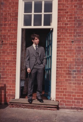 Mark always had standards! Not sure what the occasion was, but there probably didn't need to be one. Fairshot Court, Sandridge, first year of poly, probably spring 1983. Mark and I lucked out, biggest room in the house, door out onto the lawn....