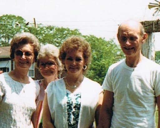 Aunt Tootsie,MamMaw Reynolds [Edna],Momma [Charlotte & Uncle 'Kimbo'-Hawkeye/Kenneth