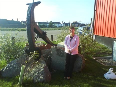 julie at steves new memorial site in caister