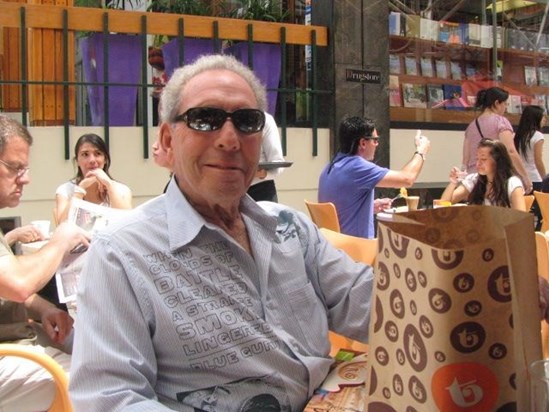 Howard in Santiago de Chile, 2011
