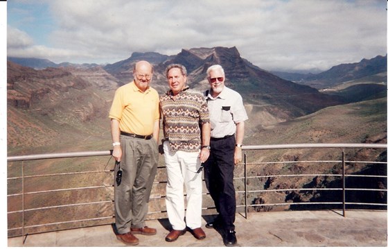 Peter, Terry, Howard Parque Nac. del Teide, Tenerife, dec. 2001