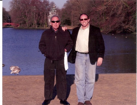 Ray and Howard 2003 Berlin