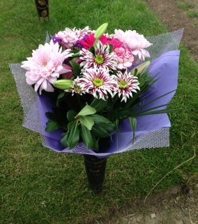 Anniversary Flowers from Mum Lynn & step father Bill xx