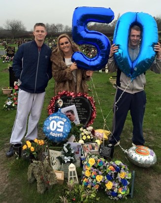 Kerry,Shayne & Scott visiting their amazing dad on Christmas day & what would have been his 50th birthday xxxxx