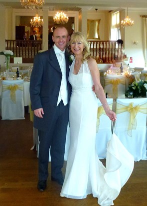 Gareth & Mum, wedding