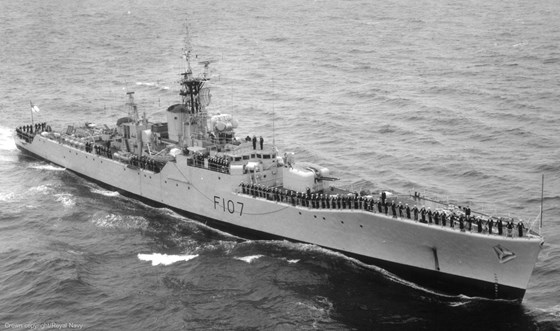 F107 HMS Rothesay 003