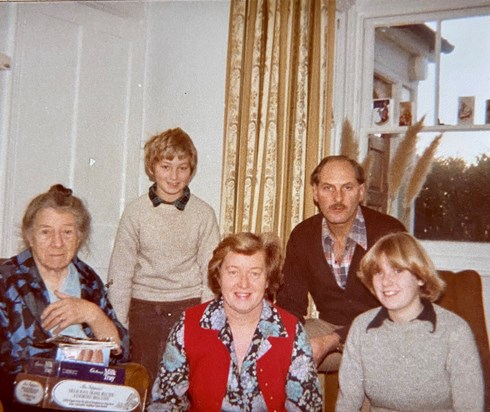 Christmas late 1970’s at Thurleigh. Nan (Ethel, Chris, Mum, Dad, Sue