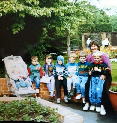 Birdworld circa 1992, with Peter, Adam, Chris, Jono, Emma, Ross & Guy.