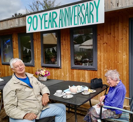 Sheila felt a special connection with Finchley Nurseries in that they were the same age!  This celebration of their 90th anniversary coincided with her own 90th birthday, and the visit on that day was as if to celebrate her own birthday party! 