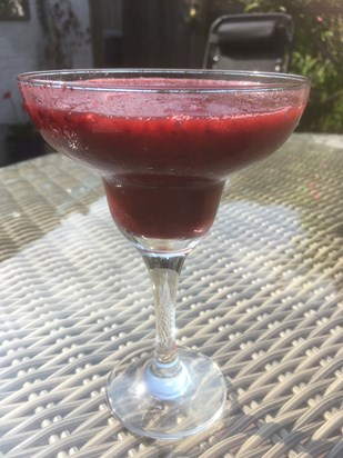 Strawberry Daiquiri a cocktail you enjoyed in the Summer sun Kane ❤️