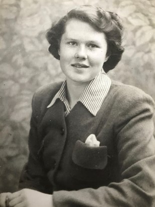 A young Barbara in 1944