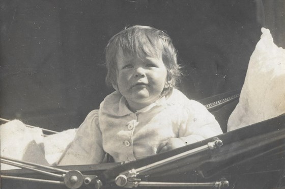 1921. Aged 15 months.