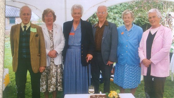 Family Gray. The Sisters & Brothers: Alan, Alison, Faith, Maurice, Joan and Helen