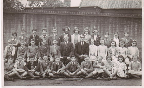 Boyn Hill Junior School 1950 The ears are the giveaway!