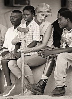 Princess Diana with landmine victims