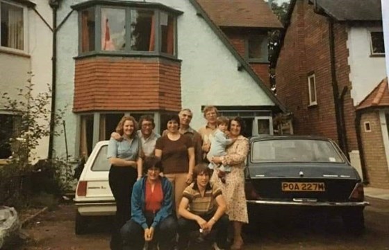 roberts first visit back to UK. Bill and Angela's house in Robin Hood Lane