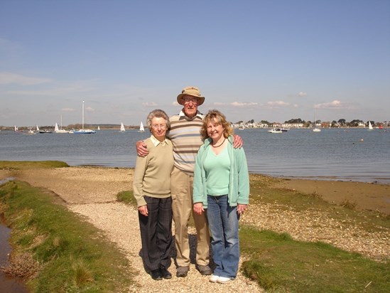 2009 - Walk to Christchurch - Jack, Joan and Sue